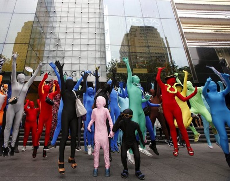 DreamHigh DH Men's Polyester Spandex Full Body Halloween Costume Zentai Suit (Black, L) - Image 2
